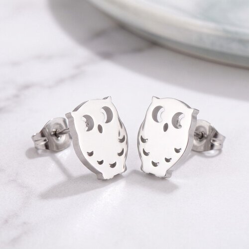 Lundholm Ollie – Owl Stud Earrings – Silver-Tone Lundholm Ollie – Owl Stud Earrings – Silver-Tone
