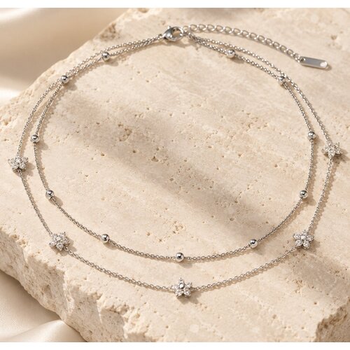 Lundholm Alessandra – Double Layer Necklace with Flowers – Silver-Tone Lundholm Alessandra – Double Layer Necklace with Flowers – Silver-Tone