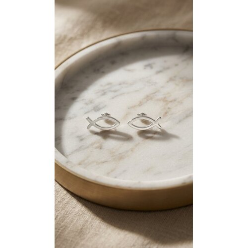 Lundholm Fisk – Fish Stud Earrings – Silver-Tone Lundholm Fisk – Fish Stud Earrings – Silver-Tone