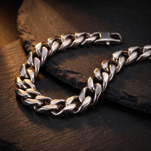 Lundholm Axel – Heren Armband met Cuban Link – Zilverkleurig Lundholm Axel – Heren Armband met Cuban Link – Zilverkleurig