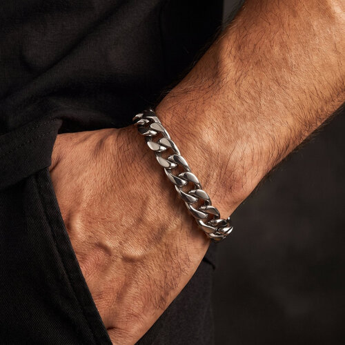 Lundholm Axel – Heren Armband met Cuban Link – Zilverkleurig Lundholm Axel – Heren Armband met Cuban Link – Zilverkleurig