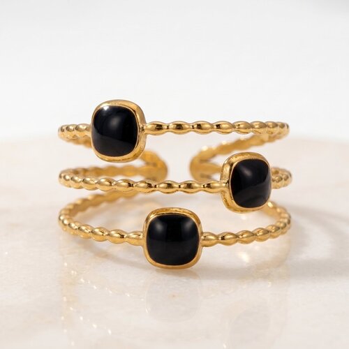 Lundholm Maeve – Statement Ring with Square Stones – Black Lundholm Maeve – Statement Ring with Square Stones – Black