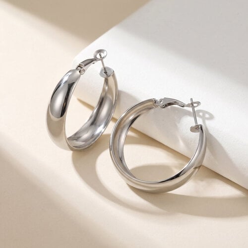 Lundholm Selja – Chunky Hoop Earrings for Women – Silver-Tone Lundholm Selja – Chunky Hoop Earrings for Women – Silver-Tone