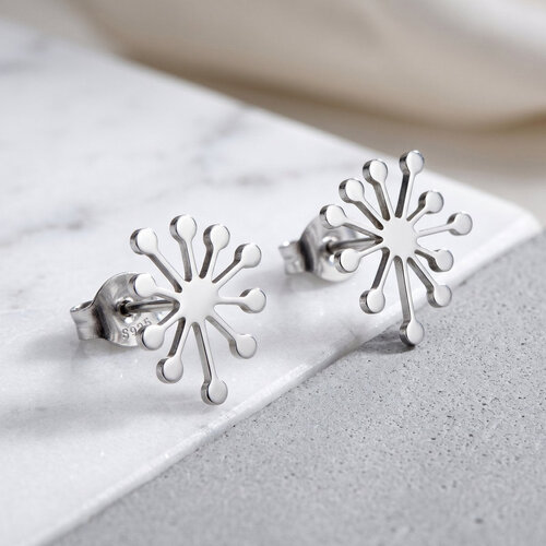 Lundholm Claudia – Dandelion Stud Earrings 1.2 cm – Silver-Tone Lundholm Claudia – Dandelion Stud Earrings 1.2 cm – Silver-Tone
