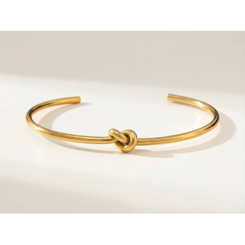 Lundholm Tammy – Open Bangle with Knot – Gold-Tone Lundholm Tammy – Open Bangle with Knot – Gold-Tone