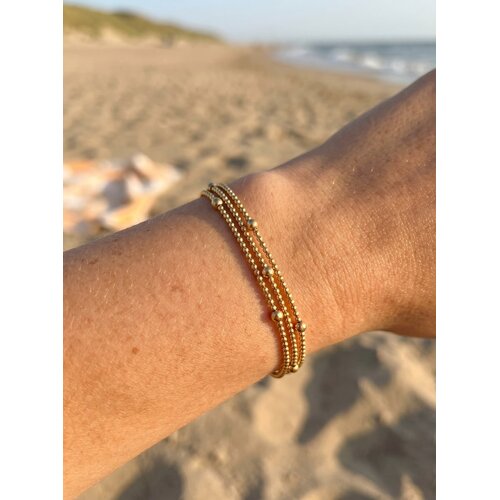 Lundholm Alina – Three-Layer Bracelet with Beads – Gold-Tone Lundholm Alina – Three-Layer Bracelet with Beads – Gold-Tone
