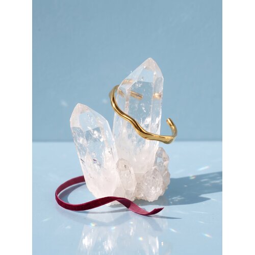 Lundholm Amira – Statement Bangle – Goudkleurig Lundholm Amira – Statement Bangle – Goudkleurig
