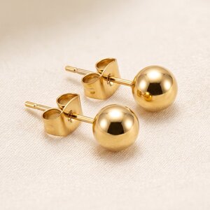 Lundholm Eugenia – Ball Stud Earrings 5 mm – Gold-Tone Lundholm Eugenia – Ball Stud Earrings 5 mm – Gold-Tone