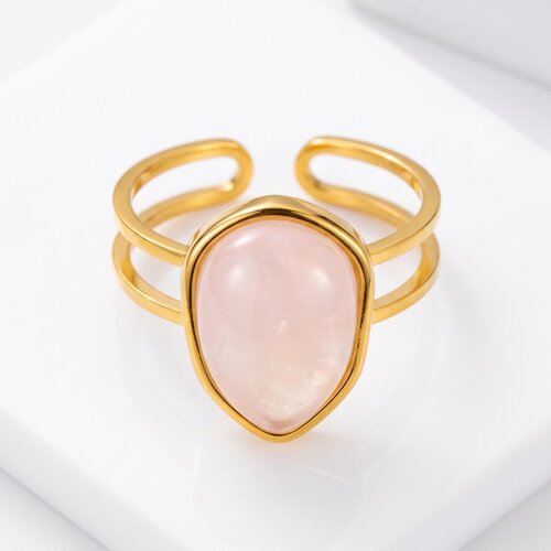 Lundholm Rosan – Adjustable Statement Ring with Natural Stone – Pink Stone – Gold-Tone Lundholm Rosan – Adjustable Statement Ring with Natural Stone – Pink Stone – Gold-Tone