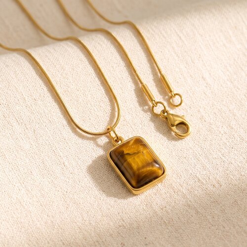 Lundholm Talia – Necklace with Tiger's Eye Pendant – Gold-Tone