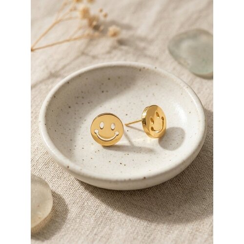 Lundholm Kaya – Smiley Oorknopjes Dames – Zilverkleurig Lundholm Kaya – Smiley Oorknopjes Dames – Zilverkleurig