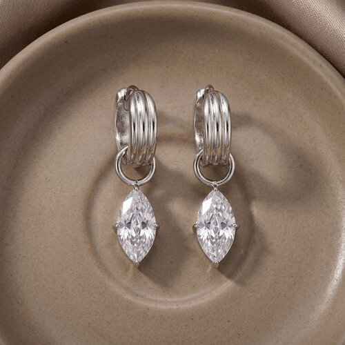 Lundholm Amelia – Bridal Hoop Earrings with Cubic Zirconia – Silver-Tone Lundholm Amelia – Bridal Hoop Earrings with Cubic Zirconia – Silver-Tone