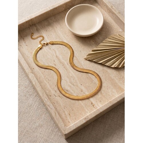 Lundholm Evelyn – Snake Chain Necklace – Gold-Tone Lundholm Evelyn – Snake Chain Necklace – Gold-Tone
