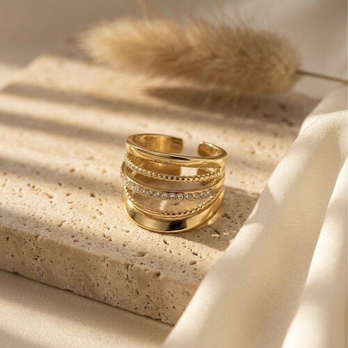 Lundholm Alba – Adjustable Wide Statement Ring – Gold-Tone Lundholm Alba – Adjustable Wide Statement Ring – Gold-Tone