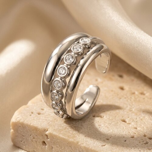 Lundholm Luce – Adjustable Triple Ring with Cubic Zirconia – Silver-Tone Lundholm Luce – Adjustable Triple Ring with Cubic Zirconia – Silver-Tone