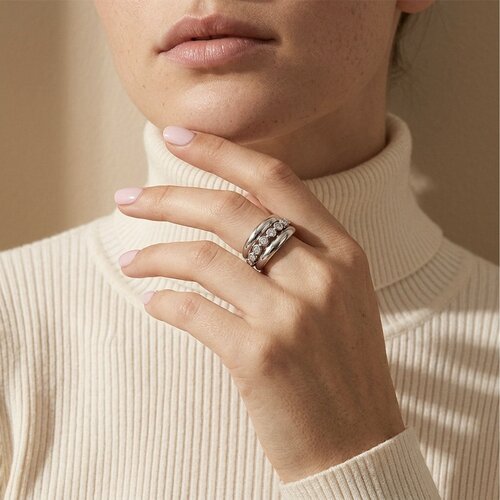 Lundholm Luce – Adjustable Triple Ring with Cubic Zirconia – Silver-Tone Lundholm Luce – Adjustable Triple Ring with Cubic Zirconia – Silver-Tone