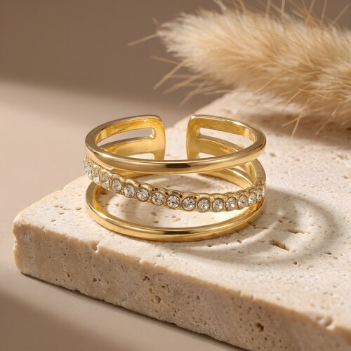 Lundholm Ziva – Adjustable Three-Layer Ring with Cubic Zirconia – Gold-Tone Lundholm Ziva – Adjustable Three-Layer Ring with Cubic Zirconia – Gold-Tone