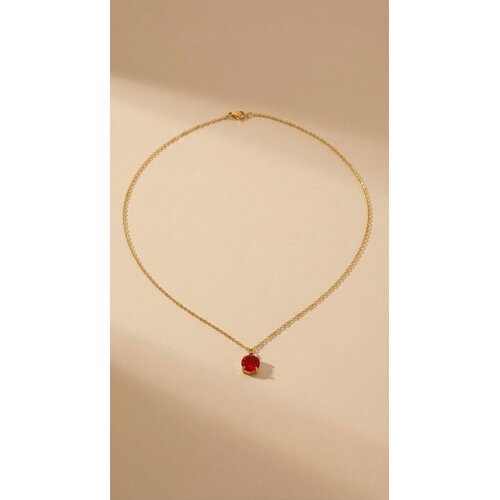 Lundholm Florence – Necklace with Red Cubic Zirconia Pendant – Gold-Tone Lundholm Florence – Necklace with Red Cubic Zirconia Pendant – Gold-Tone