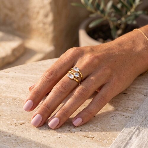 Lundholm Lyra – Adjustable Wrap Ring with Cubic Zirconia – Gold-Tone