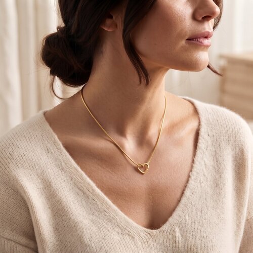 Lundholm Beryl – Necklace with Open Heart Pendant – Gold-Tone Lundholm Beryl – Necklace with Open Heart Pendant – Gold-Tone