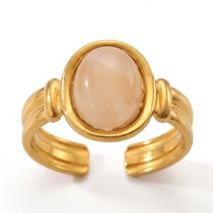 Lundholm Zoleste – Statement Ring with White Natural Stone – Gold-Tone Lundholm Zoleste – Statement Ring with White Natural Stone – Gold-Tone