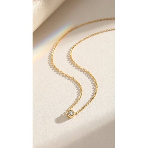 Lundholm Kristen – Necklace with Cubic Zirconia Pendant – Gold-Tone Lundholm Kristen – Necklace with Cubic Zirconia Pendant – Gold-Tone