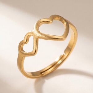 Lundholm Amora – Verstelbare Ring met Dubbel Hartje – Goudkleurig