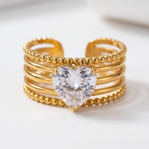 Lundholm Madelyn – Verstelbare Ring met Zirkonia Hart – Goudkleurig