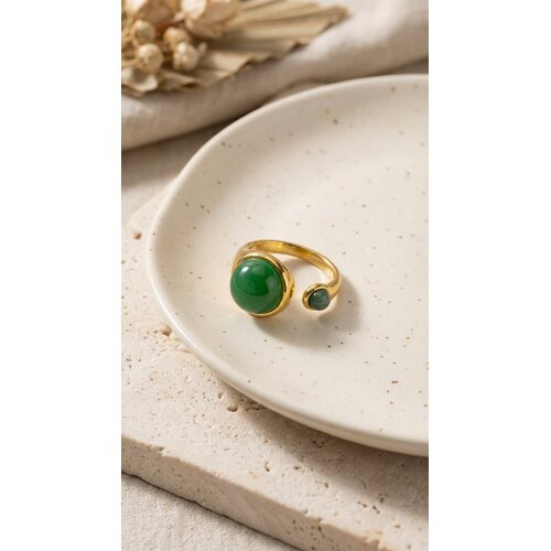 Lundholm Sophia – Adjustable Ring with Green Agate – Gold-Tone Lundholm Sophia – Adjustable Ring with Green Agate – Gold-Tone
