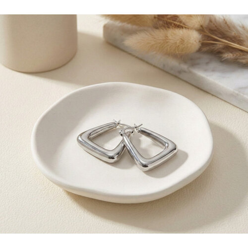 Lundholm Lymée – Chunky Statement Earrings for Women – Silver-Tone Lundholm Lymée – Chunky Statement Earrings for Women – Silver-Tone