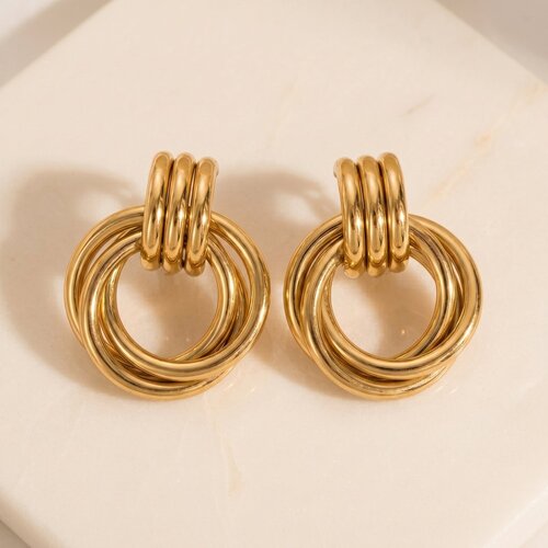 Lundholm Maren – Statement Ring Oorbellen Dames – Goudkleurig Lundholm Maren – Statement Ring Oorbellen Dames – Goudkleurig