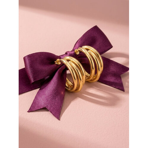 Lundholm Nika – Triple Hoop Earrings for Women – Gold-Tone Lundholm Nika – Triple Hoop Earrings for Women – Gold-Tone