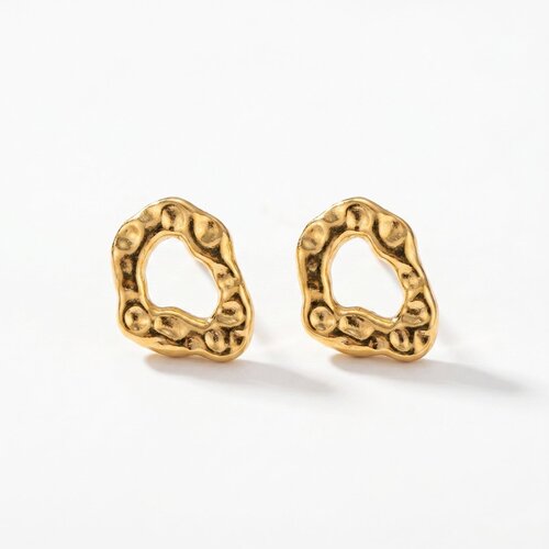 Lundholm Maisie – Open Square Stud Earrings – Gold-Tone Lundholm Maisie – Open Square Stud Earrings – Gold-Tone