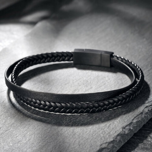 Lundholm Erik – Men's Braided Leather Bracelet – Black Lundholm Erik – Men's Braided Leather Bracelet – Black