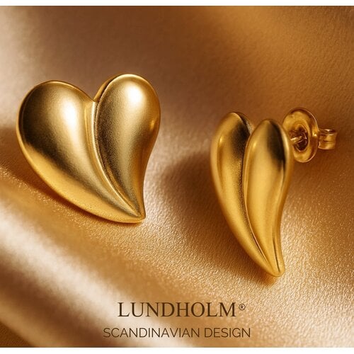 Lundholm Marianne – Grote Hartjes Oorbellen – Goudkleurig Lundholm Marianne – Grote Hartjes Oorbellen – Goudkleurig