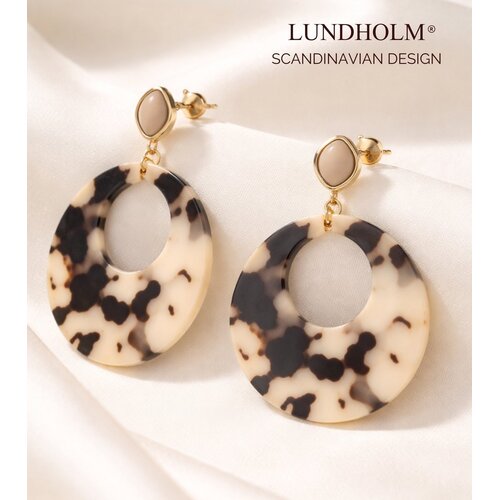 Lundholm Bente – Boho Statement Oorringen met Print – Goudkleurig Lundholm Bente – Boho Statement Oorringen met Print – Goudkleurig