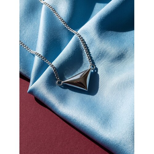 Lundholm Juul – Ketting met Driehoek Hanger Dames – Zilverkleurig Lundholm Juul – Ketting met Driehoek Hanger Dames – Zilverkleurig