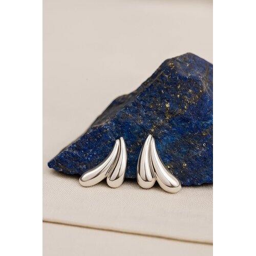 Lundholm Lana – Sculptural Statement Oorknopjes Dames – Zilverkleurig Lundholm Lana – Sculptural Statement Oorknopjes Dames – Zilverkleurig
