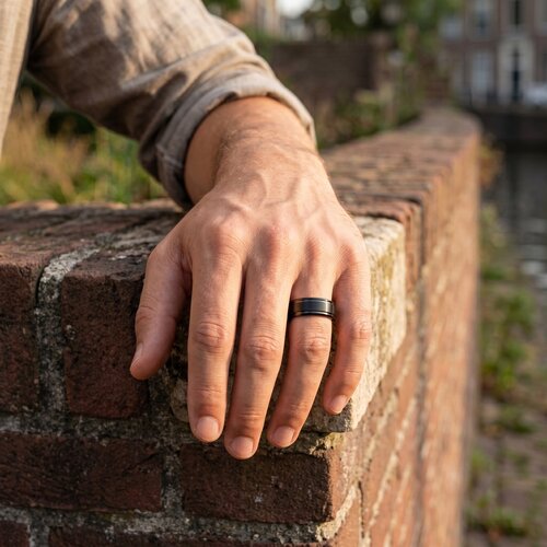 Lundholm Torsten – Brede Heren Ring 8 mm – Maat 67 – Zilverkleurig Lundholm Torsten – Brede Heren Ring 8 mm – Maat 67 – Zilverkleurig