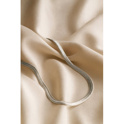 Lundholm Elsie – Gevlochten Ketting 8 mm – Zilverkleurig Lundholm Elsie – Gevlochten Ketting 8 mm – Zilverkleurig