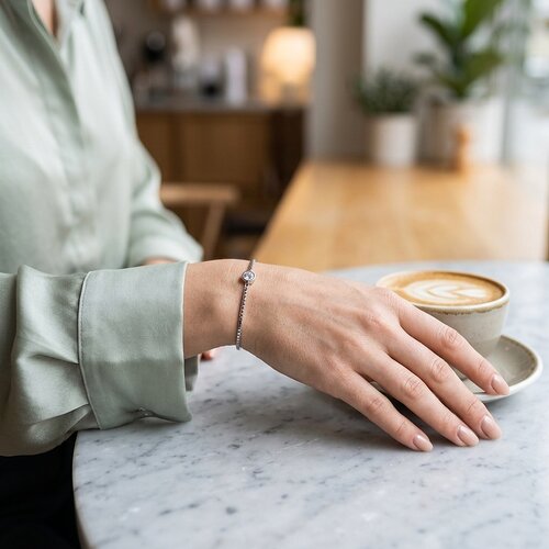 Lundholm Anah – Minimalistische Armband met Zirkonia Dames – Zilverkleurig
