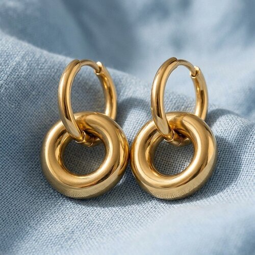 Lundholm Nina – Dubbele Hoops Oorbellen Dames – Goudkleurig Lundholm Nina – Dubbele Hoops Oorbellen Dames – Goudkleurig