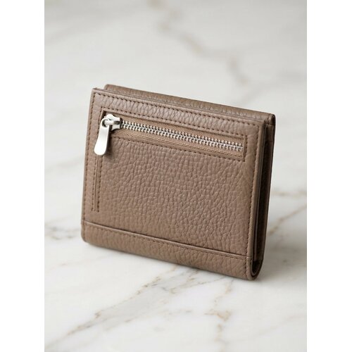 Lundholm Byske – Leren Dames Portemonnee 9 Pasjes met RFID – Taupe Lundholm Byske – Leren Dames Portemonnee 9 Pasjes met RFID – Taupe