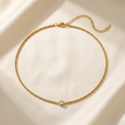 Lundholm Anah – Ketting met Zirkonia Steen 46 + 5 cm – Goudkleurig Lundholm Anah – Ketting met Zirkonia Steen 46 + 5 cm – Goudkleurig