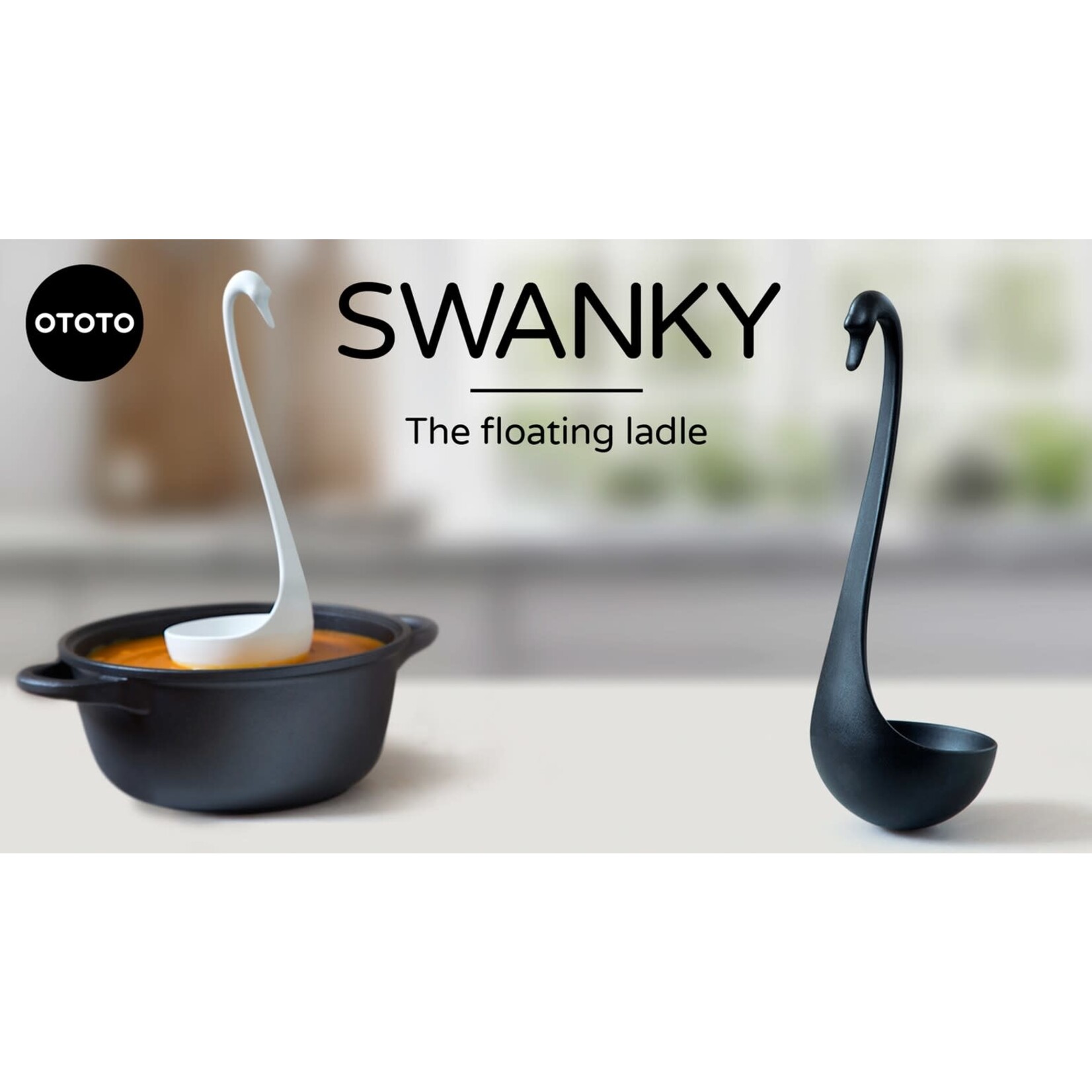 Diverse Merken zwarte zwaan drijvende lepel Ototo Design Swanky black floating ladle Ototo ot849