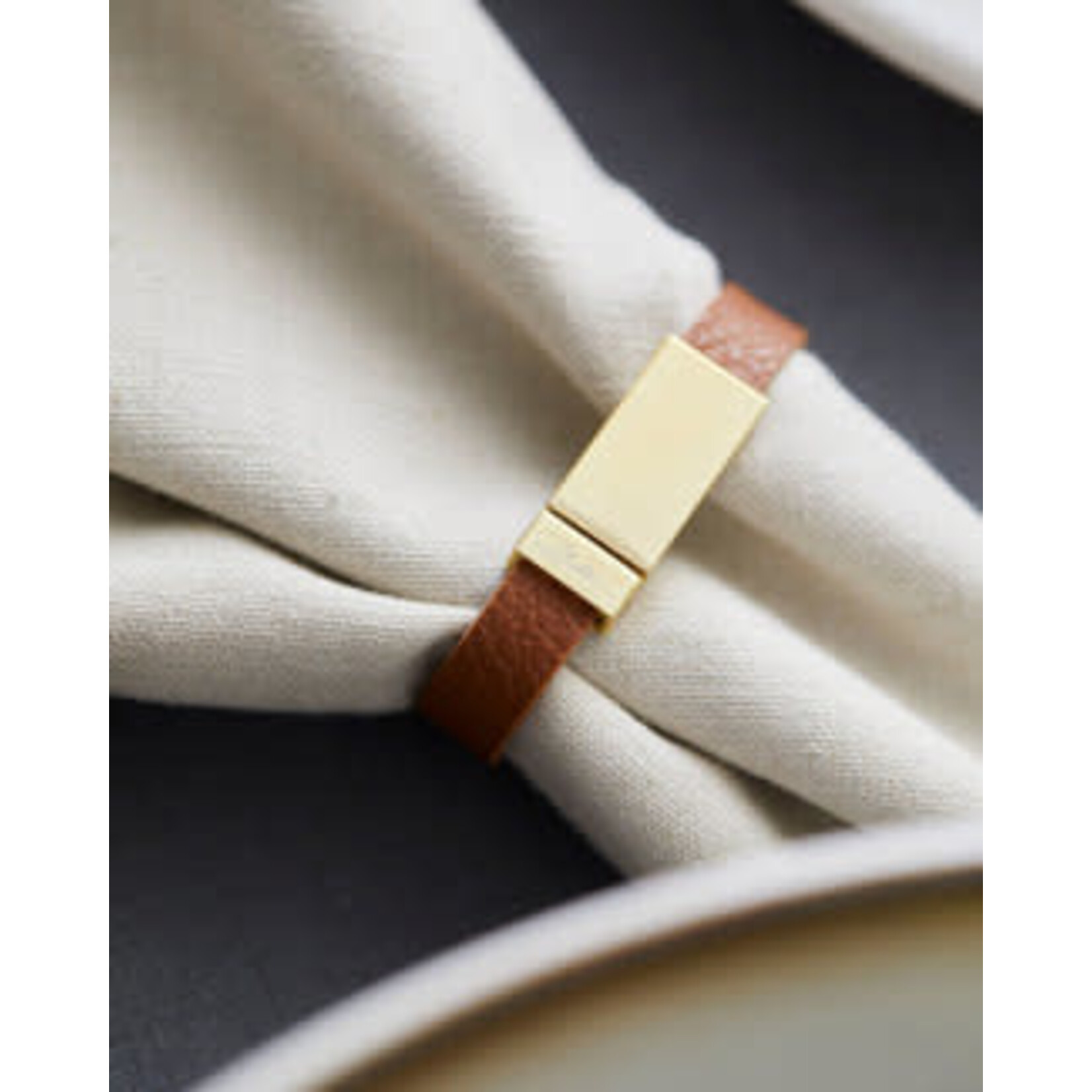 BITZ Set-4 2 kleuren leer servetringen met goud Bitz servetringen bruin zwart leer met goud Bitz 12144