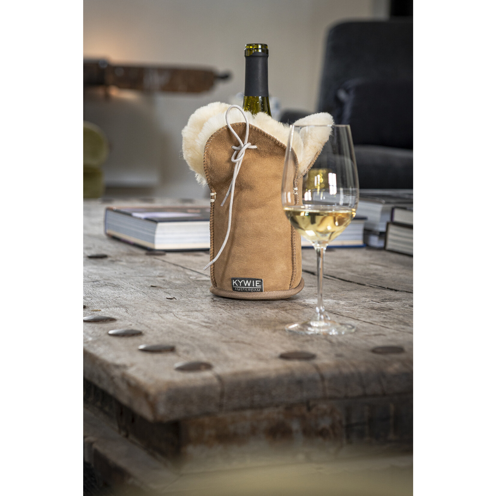 Kywie, keep it cool with wool Champagne koeler Kywie keep it cool with wool  Champagne Camel Suede Kywie C01SU