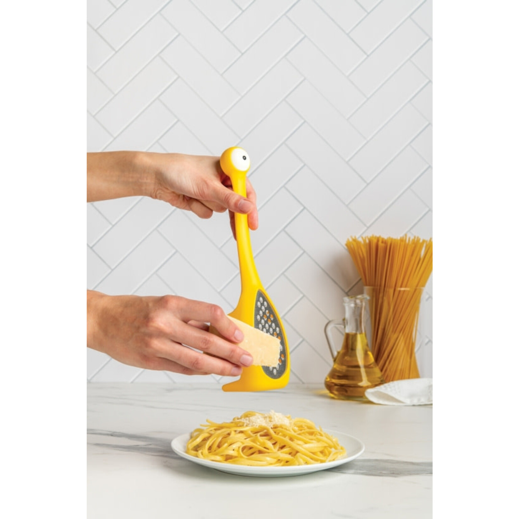 Diverse Merken 2 in 1 pastaschep & kaasrasp Ototo Multi Monster kaasrasp pastaschep Ototo OT015