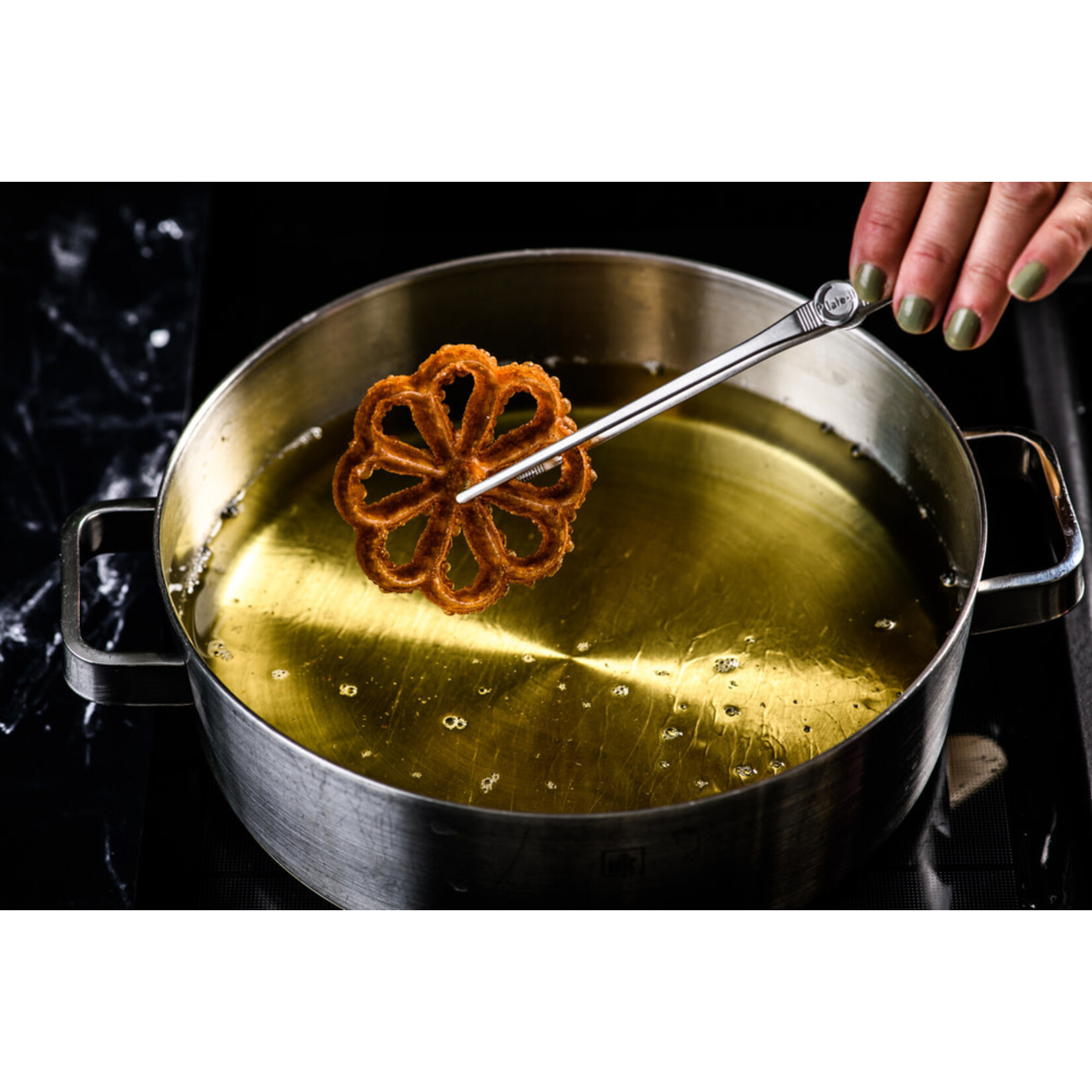Plate-It, like a pro! bakijzer Bunuelos set Plate-it Bunuelos rosettes set-3 Plate it PLbunuelos3