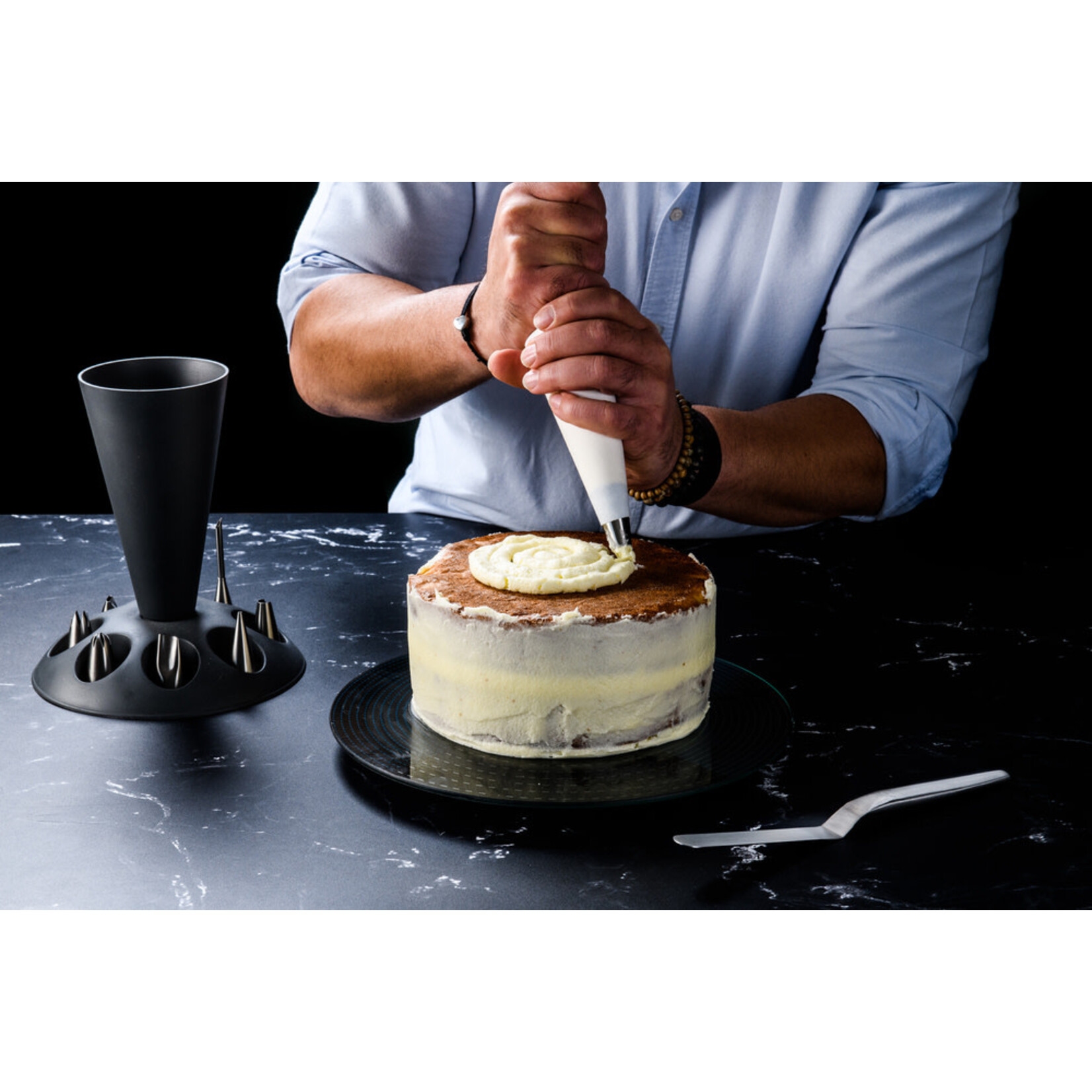 Plate-It, like a pro! spuitzak houder met spuitmondjes Plate-it spuitzak houder set 11 delig Plate it PLnozzle11